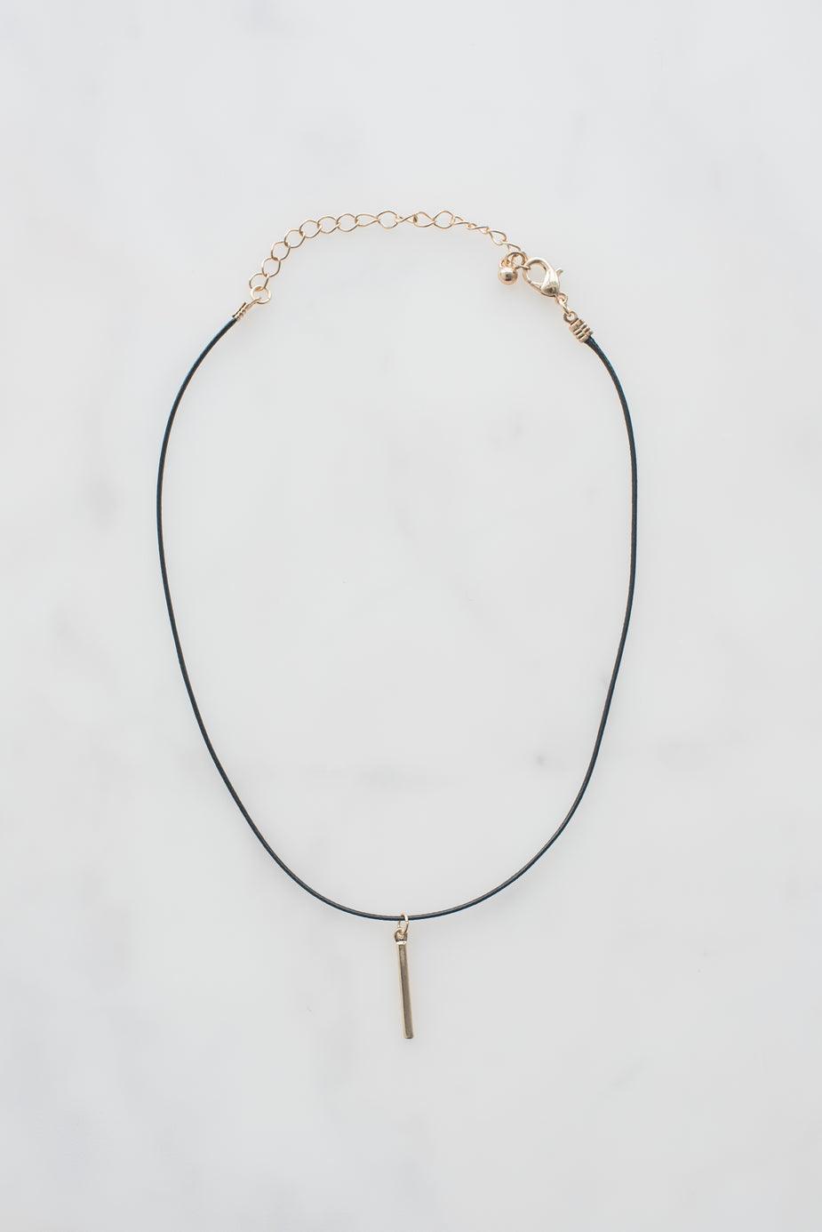 Choker with Gold Pendant - anhth-joy-prod