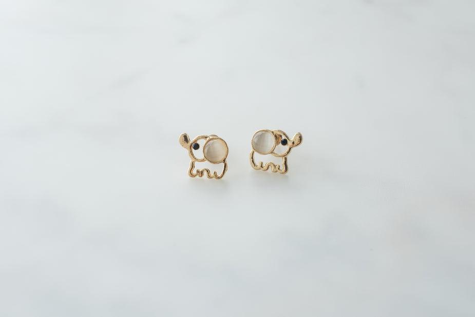 Gold Elephant Earrings - anhth-joy-prod